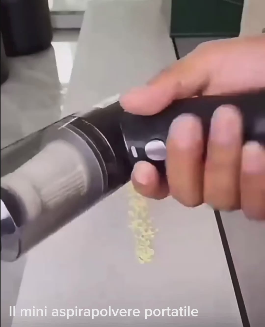 Aspirapolvere portatile 3-in-1 ultra potente con ricarica USB: aspira, soffia e pulisce ovunque. Perfetto per la tua auto!